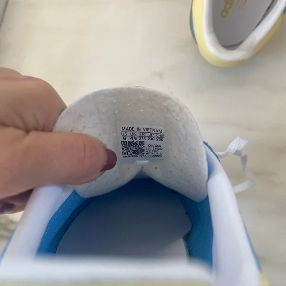 Adidas Gazelle Indoor Shoes in Semi Blue Burst/Almost Yellow - Picture 6 of 10